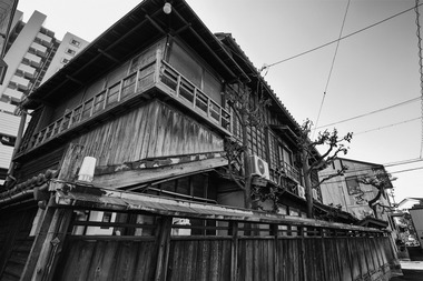 半田・井筒